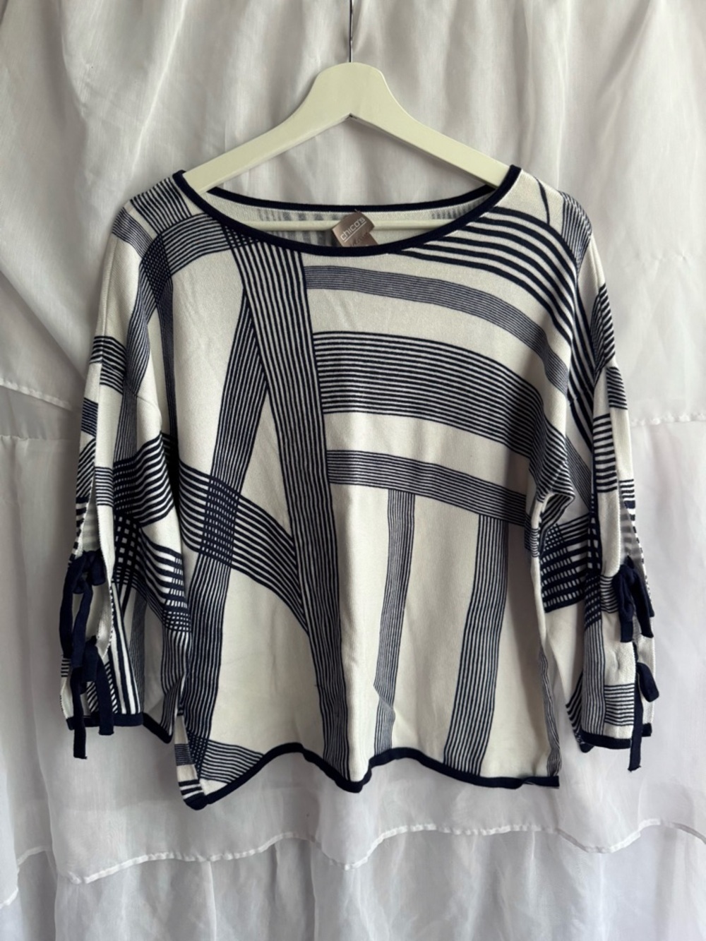 Chico’s Tunic Geometric Bell Sleeve Sweater